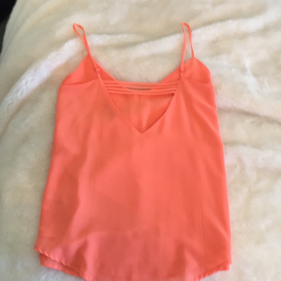 Coral Top - Picture 2 of 5